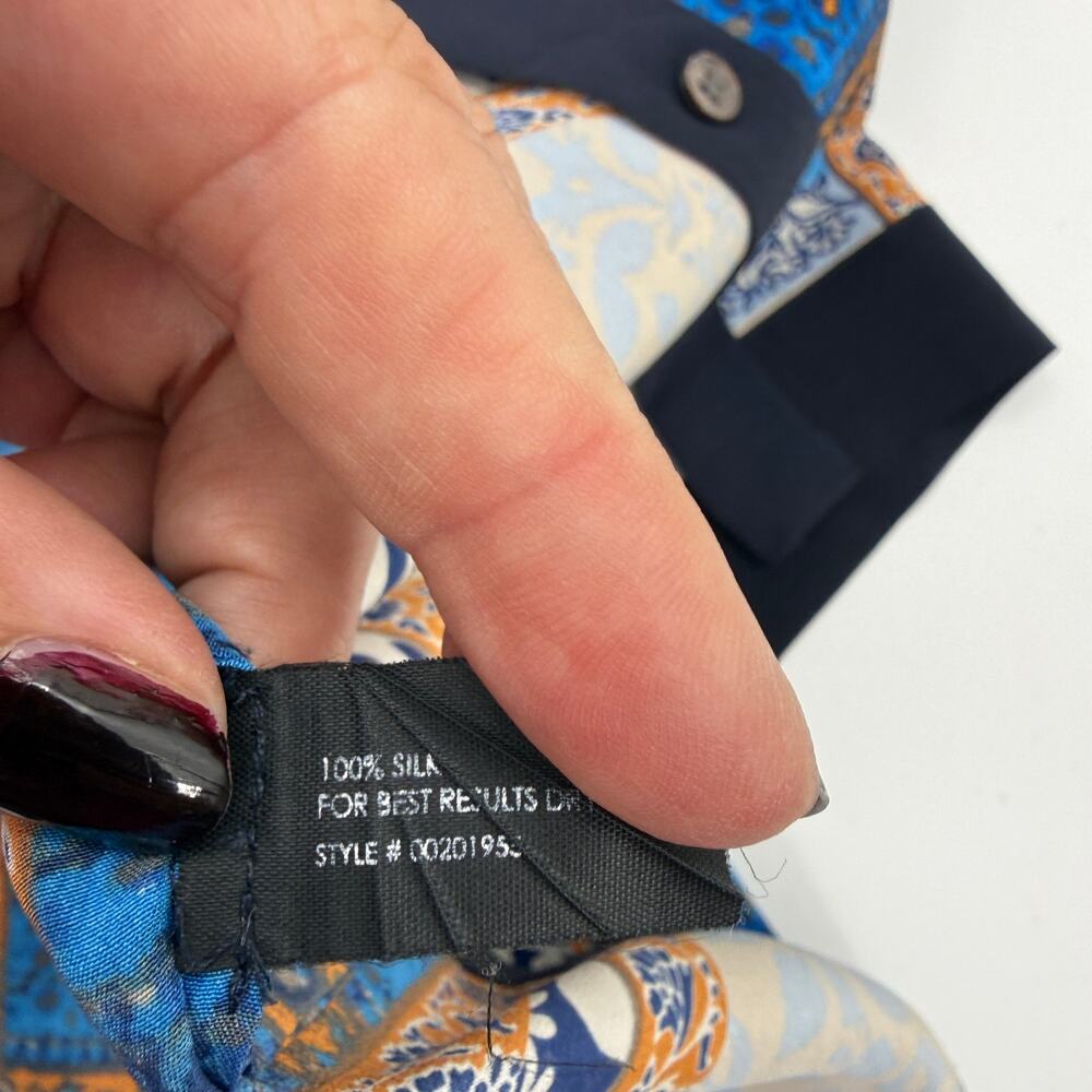 CLUB MONACO Silk Tunic Shirt Womens Size 2 Roll-Tab Sleeve Button Front Artsy - Picture 5 of 9